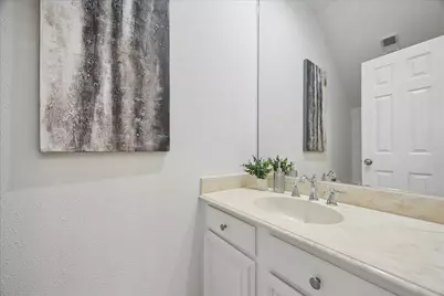 2214 Nantucket Drive #D, Houston, TX 77057 - Photo 17