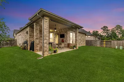 561 Rolling Brook Lane, Pinehurst, TX 77362 - Photo 3
