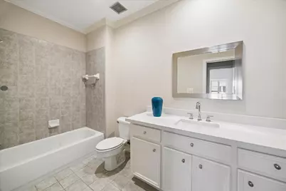 1933 Woodbury Street, Houston, TX 77030 - Photo 33
