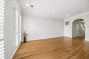 1933 Woodbury St, Houston, TX 77030 - Photo 9