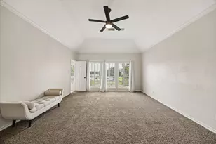 1933 Woodbury St, Houston, TX 77030 - Photo 23