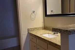 9711 Pine Pass Dr, Houston, TX 77070 - Photo 17