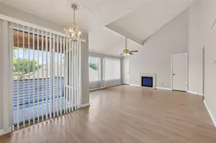 12200 Overbrook Ln, Houston, TX 77077 - Photo 7