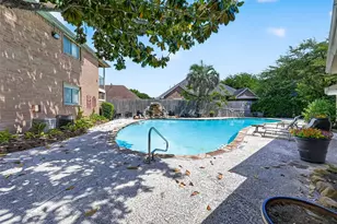 12200 Overbrook Ln, Houston, TX 77077 - Photo 15