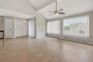 12200 Overbrook Ln, Houston, TX 77077 - Photo 5