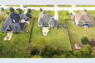 22618 Pineleigh Ct, Tomball, TX 77375 - Photo 11