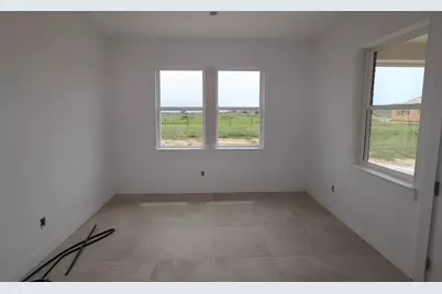 221 Dunovant Drive, Sealy, TX 77474 - Photo 7
