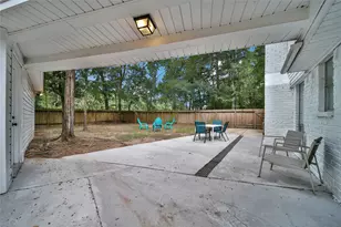 1 Marsh Millet Ct, The Woodlands, TX 77380 - Photo 3