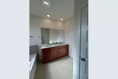 7822 Wyndham Harbor Court, Richmond, TX 77407 - Photo 19