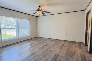 271 St Thomas Dr, Point Blank, TX 77364 - Photo 7