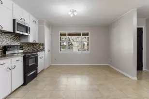 2728 Encino Ave, Bay City, TX 77414 - Photo 7