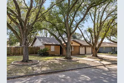 2728 Encino Avenue, Bay City, TX 77414 - Photo 3