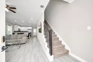 5113 Rue St, Houston, TX 77033 - Photo 9