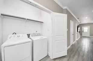 5113 Rue St, Houston, TX 77033 - Photo 15
