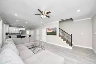 5113 Rue St, Houston, TX 77033 - Photo 7