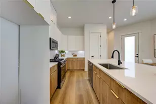 2817 Tuam St, Houston, TX 77004 - Photo 11