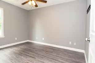 9835 Shive Dr, Houston, TX 77078 - Photo 11