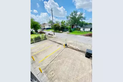 4701 Bell Street #10, Houston, TX 77023 - Photo 17