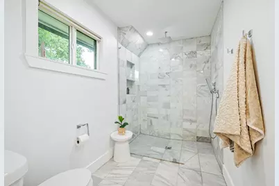 2102 Teague Road, Houston, TX 77080 - Photo 25