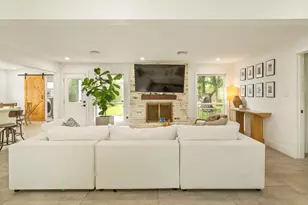2102 Teague Rd, Houston, TX 77080 - Photo 5