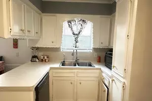9419 McAfee Dr, Houston, TX 77031 - Photo 19