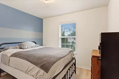 9438 Sky Blue Drive, Rosharon, TX 77583 - Photo 11