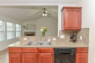 4022 Mt Everest Way, Katy, TX 77449 - Photo 25