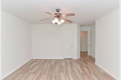 4022 Mt Everest Way, Katy, TX 77449 - Photo 9