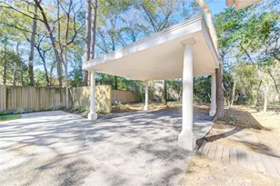 50 Saddlebrook Ln, Houston, TX 77024 - Photo 43