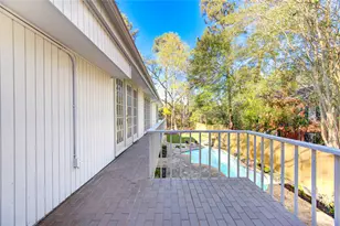 50 Saddlebrook Ln, Houston, TX 77024 - Photo 27