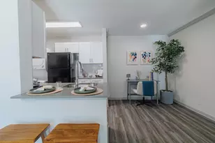 200 Hallow Tree Ln, Houston, TX 77090 - Photo 5