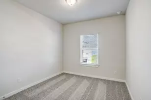 629 Seabreeze Dr, Kemah, TX 77565 - Photo 23