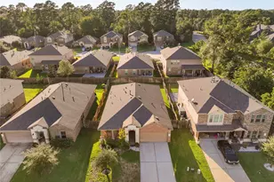 138 Meadow Grove Dr, Conroe, TX 77384 - Photo 1