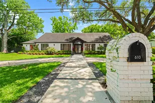 610 Piedmont St, Sugar Land, TX 77478 - Photo 1