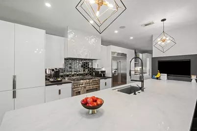 610 Piedmont Street, Sugar Land, TX 77478 - Photo 13