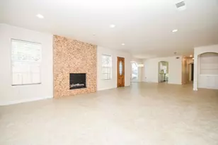 13240 Trail Hollow Dr, Houston, TX 77079 - Photo 11