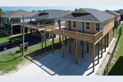 865 Palmetto Drive, Crystal Beach, TX 77650 - Photo 9