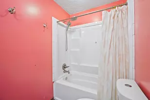 14015 Susan Ct, Sugar Land, TX 77498 - Photo 9