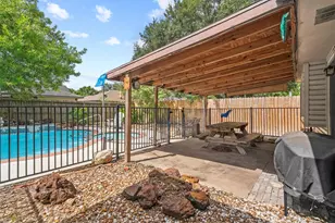 14015 Susan Ct, Sugar Land, TX 77498 - Photo 15