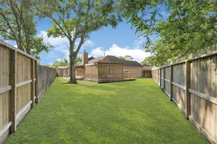 8607 Wood Drift Ct, La Porte, TX 77571 - Photo 25