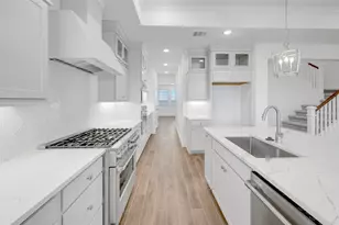 12527 Old Fashion Cir, Mont Belvieu, TX 77535 - Photo 11