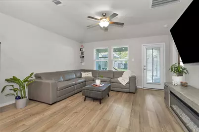 18544 Meadow Point Lane, Montgomery, TX 77316 - Photo 7