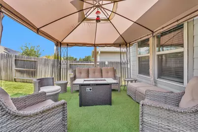 18544 Meadow Point Lane, Montgomery, TX 77316 - Photo 35