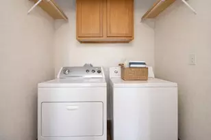 925 Clubside Dr, East Bernard, TX 77488 - Photo 9