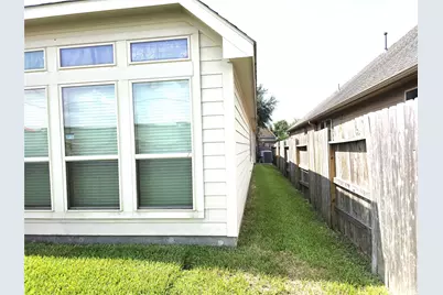 26318 Serenity Oaks Drive, Richmond, TX 77406 - Photo 37