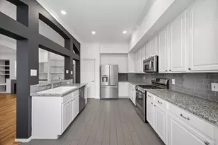 4123 McDuffie St, Houston, TX 77098 - Photo 9