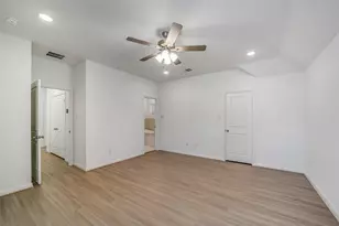 11928 Lakewood W Dr, Cypress, TX 77429 - Photo 11
