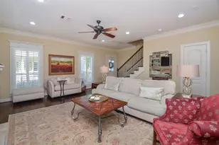 1106 W 18th St, Houston, TX 77008 - Photo 7