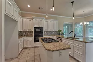 10506 Crestwater Cir, Magnolia, TX 77354 - Photo 19