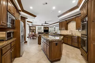 14339 Shadow Garden Ln, Houston, TX 77077 - Photo 13